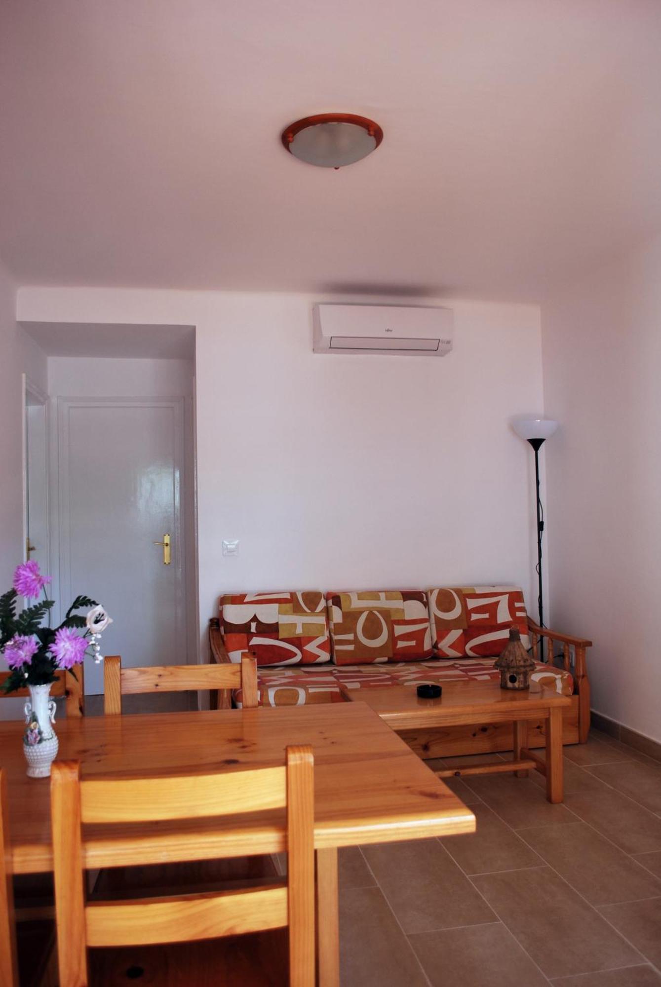 Apartamentos Les Palmeres Platja d'Aro Ruang foto