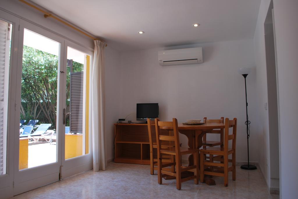 Apartamentos Les Palmeres Platja d'Aro Bagian luar foto